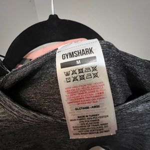 Long sleeve crop top